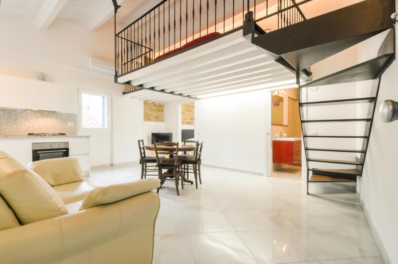 Апартаменты Loft In The Old Town